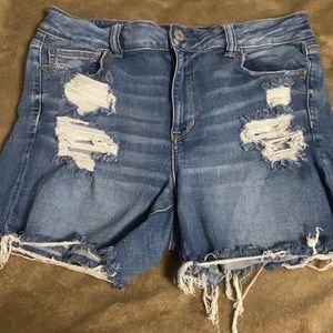 American Eagle shorts size 16
